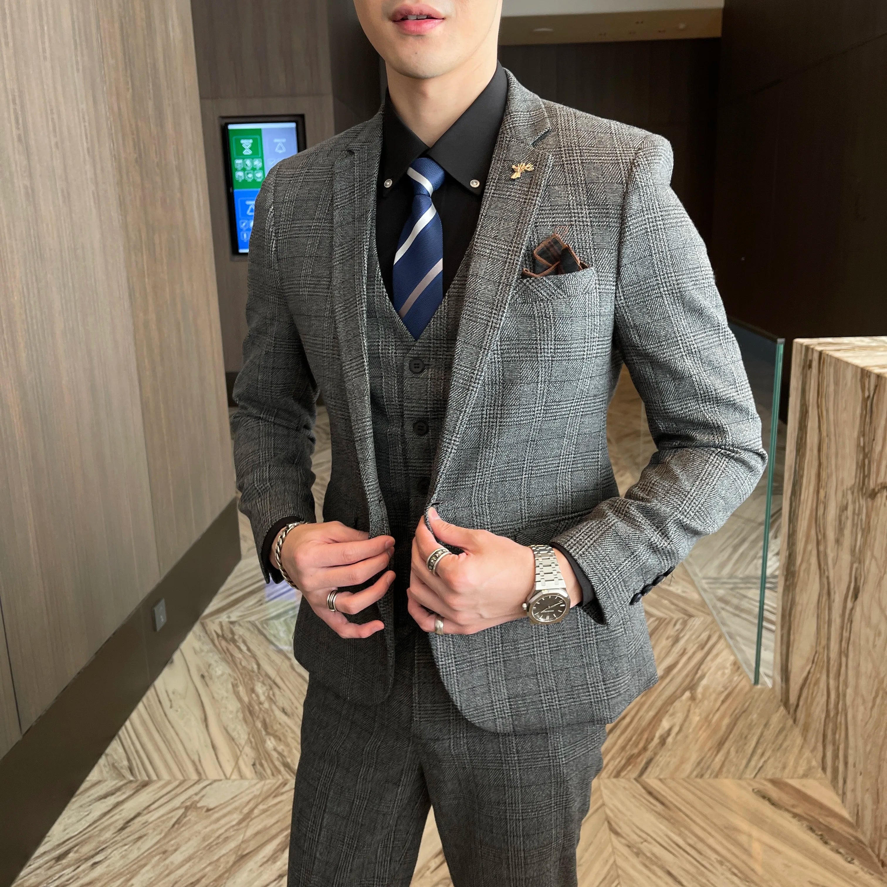 Men’s Korean Plaid 3-Piece Suit – Blazer, Vest & Trousers Set