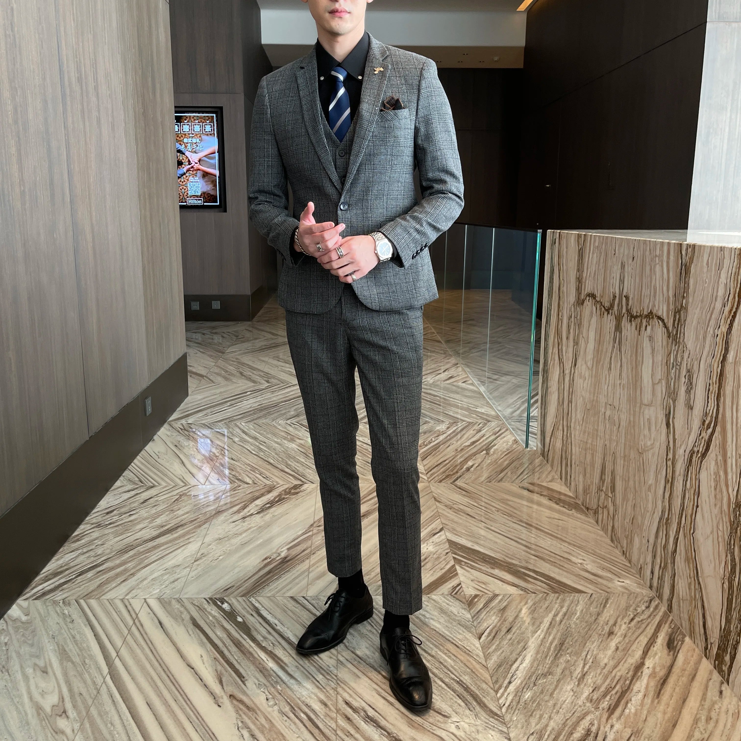 Men’s Korean Plaid 3-Piece Suit – Blazer, Vest & Trousers Set