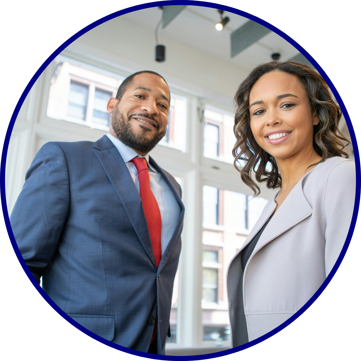 PROFESSIONAL LOOKS, EFFORTLESS CONFIDENCE